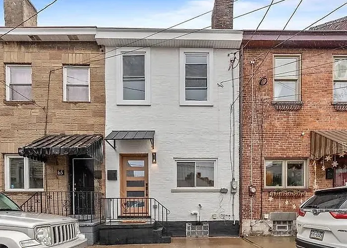 Themed On Carson St With Hot Tub *